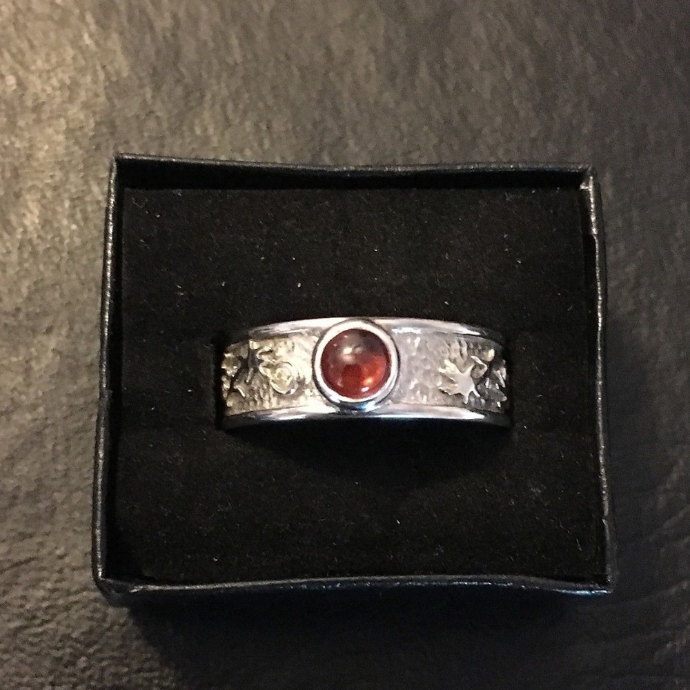 Sterling Silver Amber Sculpted Flower Band Ring
